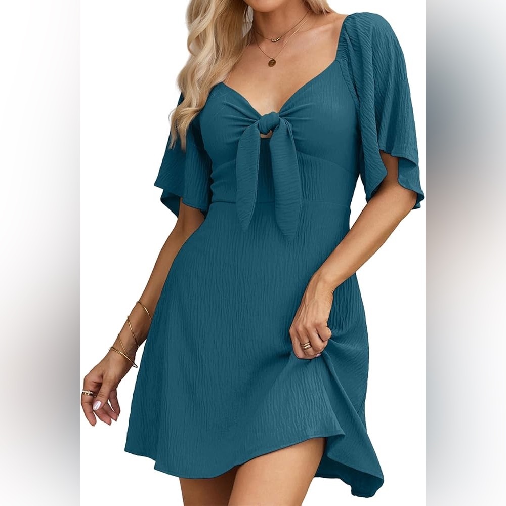 Dokotoo NWT Tie-Front Flutter Sleeve Dress